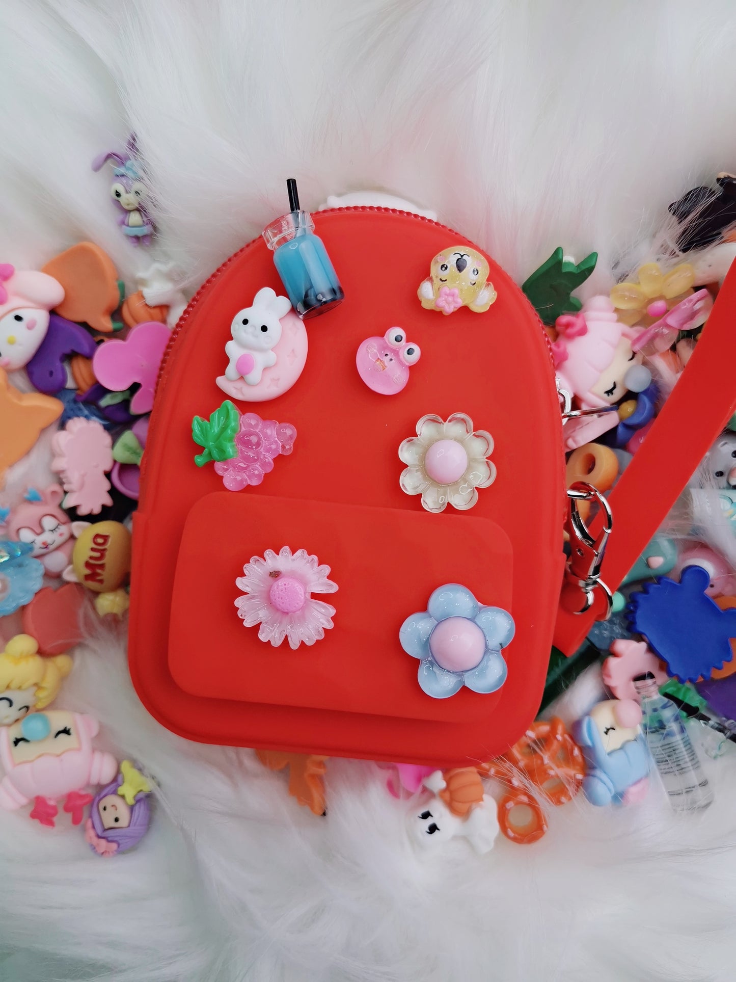 【Fulfill bag charms 】custom pick charms to fulfill the bag